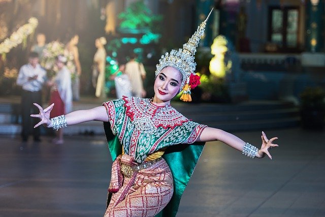 chiang mai festival lamparas